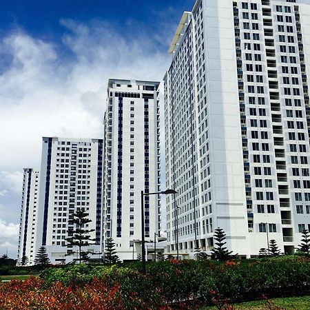 Ron'S Condo Overlooking The Lake Tagaytay City Exterior photo